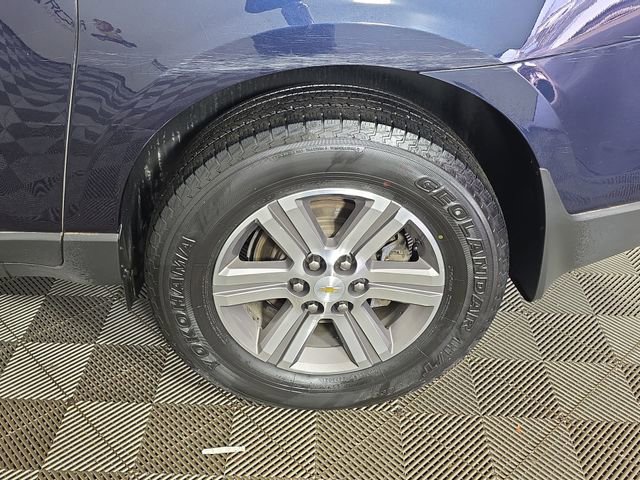 Used 2017 Chevrolet Traverse LT image 17