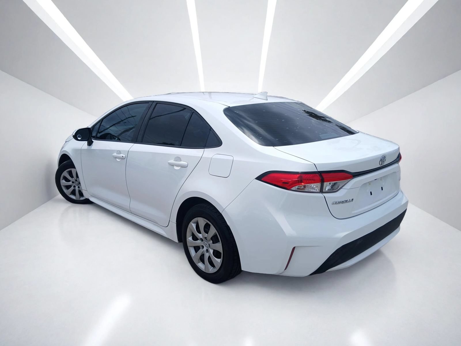 Used 2020 Toyota Corolla LE FWD image 10