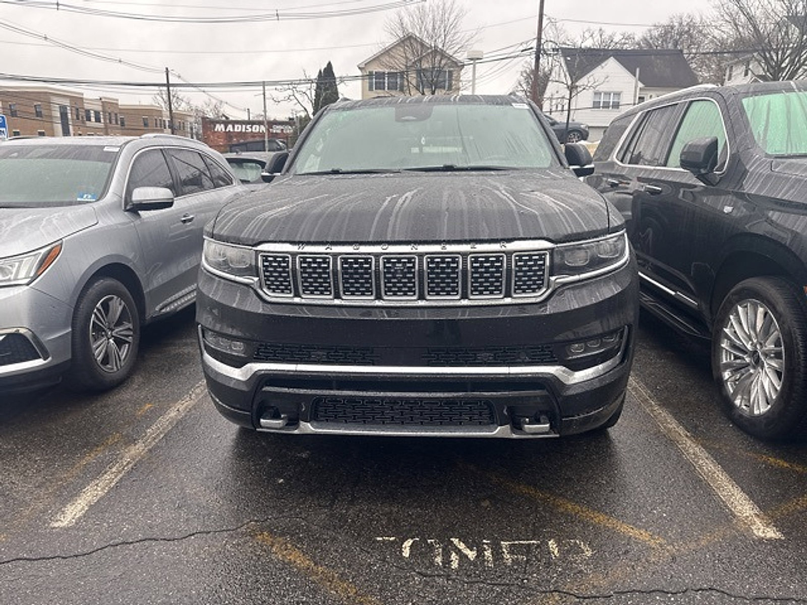 Used 2024 Jeep Grand Wagoneer Series III w/ HD Trailer Tow Package image 2