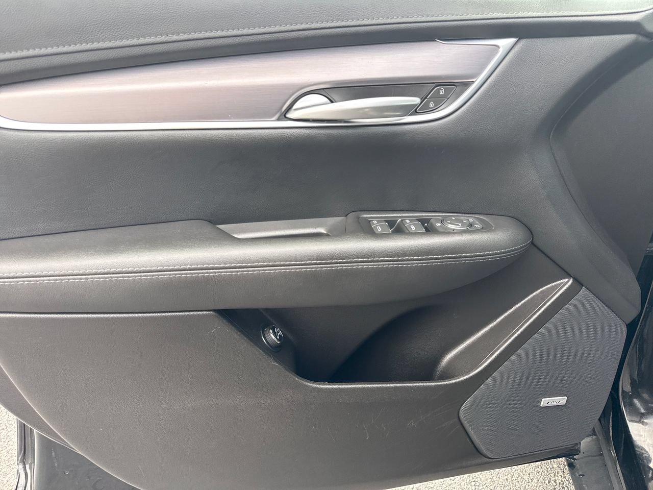Used 2025 Cadillac XT5 Luxury AWD/4WD image 15
