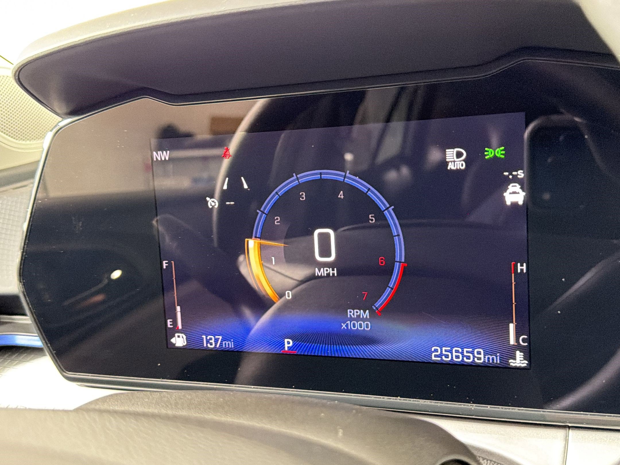 Used 2024 Chevrolet Trax LT FWD image 19