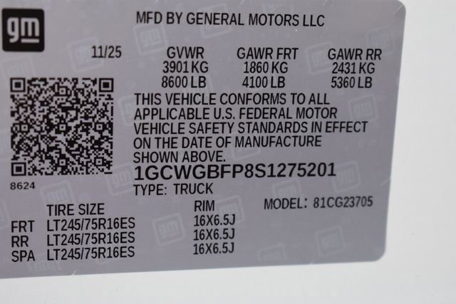 New 2025 Chevrolet Express 2500 Extended image 31