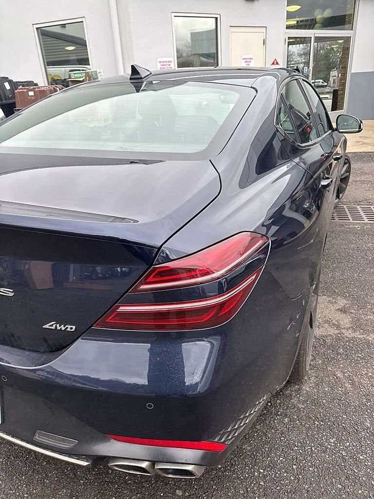 Used 2023 Genesis G70 2.0T w/ Sport Prestige Package image 7