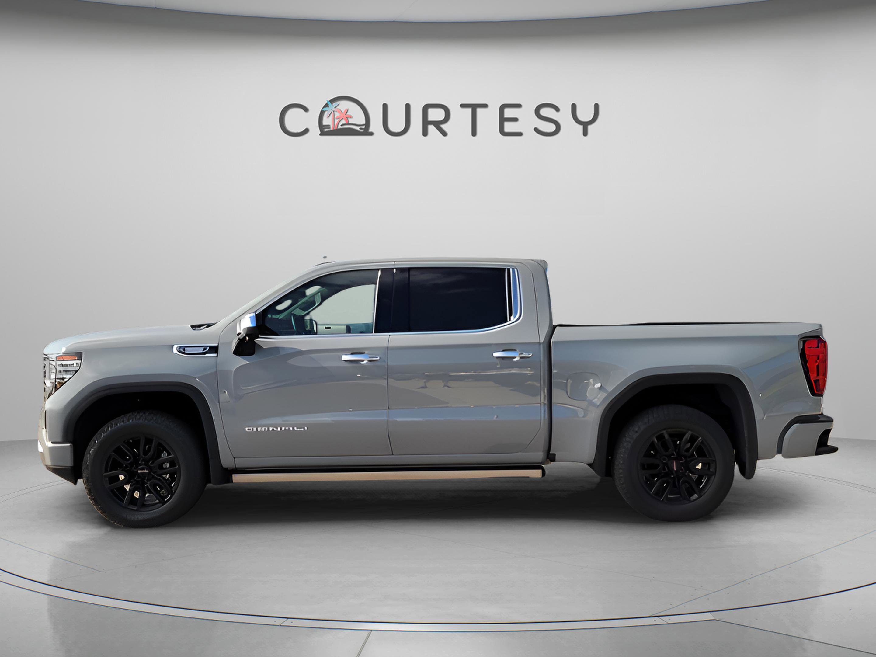 Used 2025 GMC Sierra 1500 Denali image 2