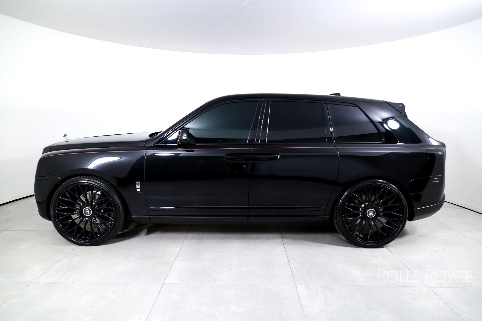 Certified 2022 Rolls-Royce Cullinan w/ Dark Exterior Package image 3