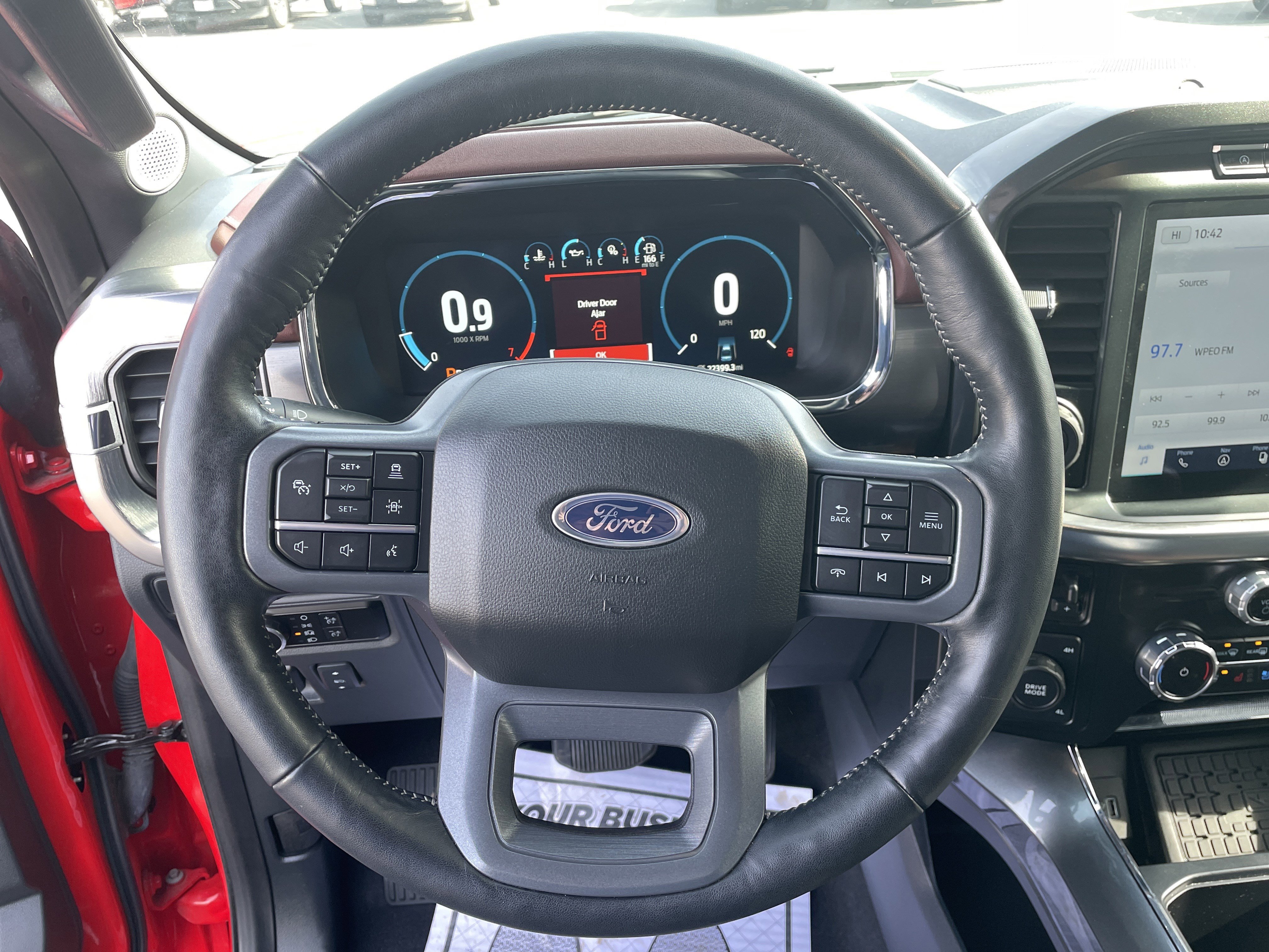 Used 2023 Ford F150 Lariat w/ Equipment Group 502A High image 13