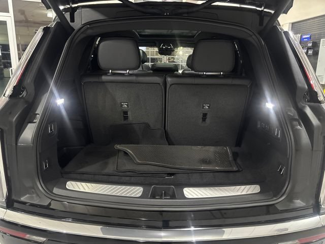 Used 2026 Cadillac Vistiq Luxury AWD/4WD image 31