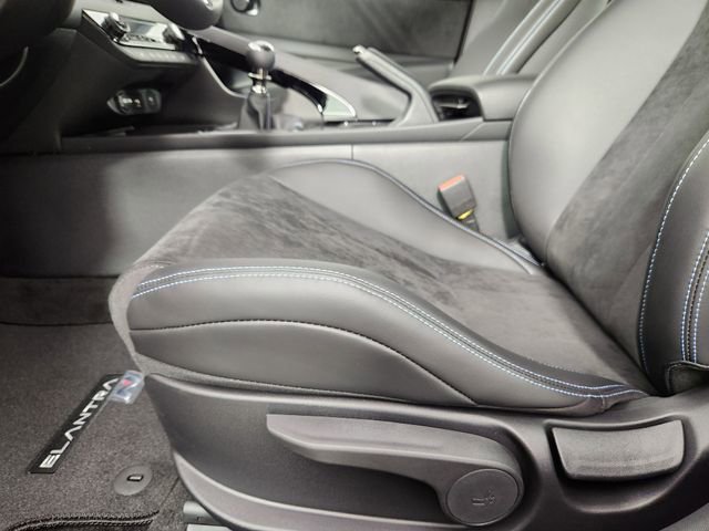New 2026 Hyundai Elantra N FWD image 10
