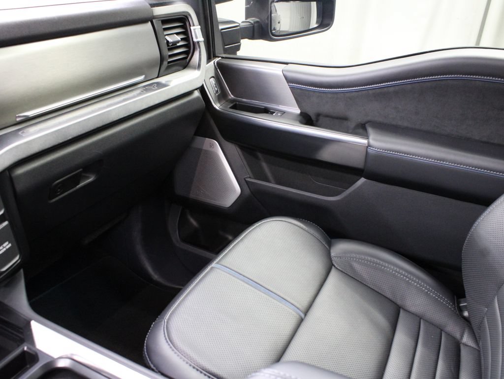Used 2026 Ford F250 Platinum AWD/4WD image 38