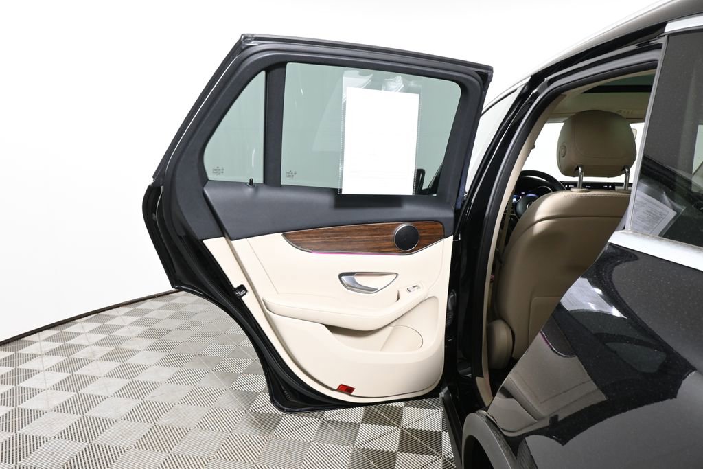 Certified 2022 Mercedes-Benz GLC 300 4MATIC image 22