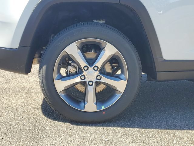 New 2026 Jeep Grand Cherokee Limited AWD/4WD image 6