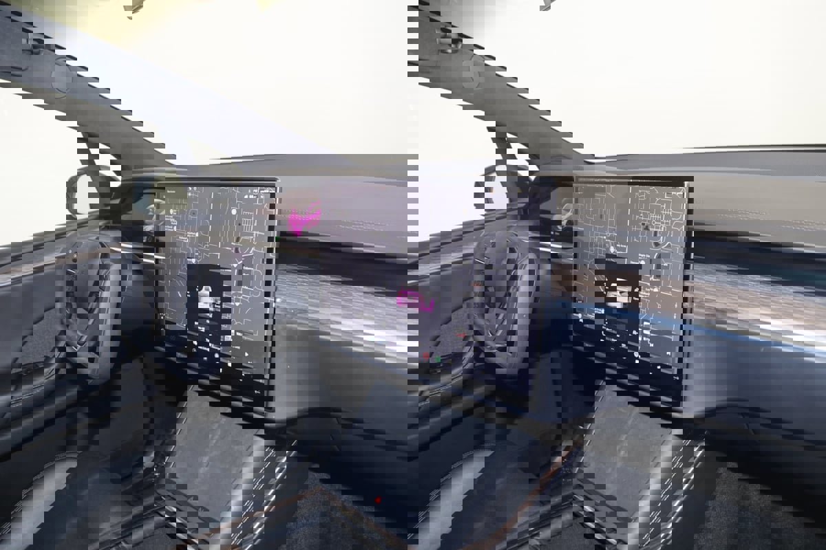 Used 2022 Tesla Model X image 49