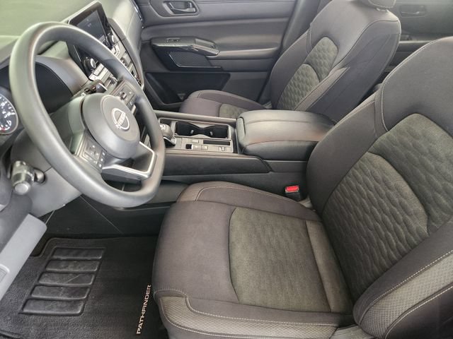 Used 2023 Nissan Pathfinder S FWD image 13