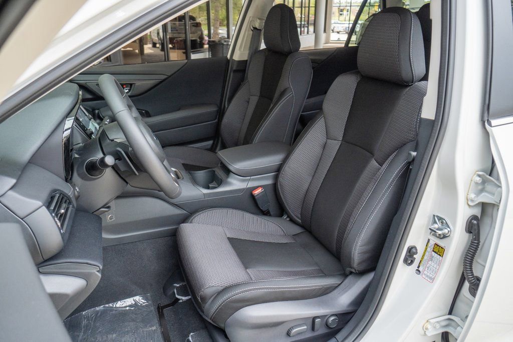 Used 2025 Subaru Outback Premium w/ Popular Package #1 image 8