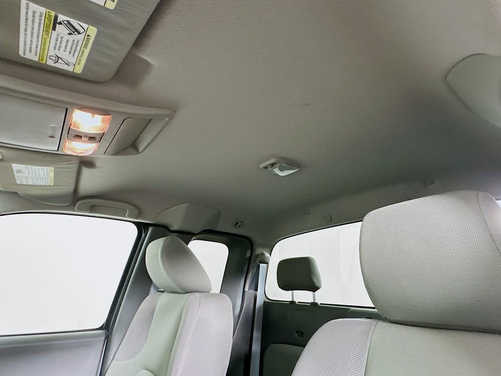 Used 2015 Nissan Frontier S w/ S Preferred Package RWD image 11