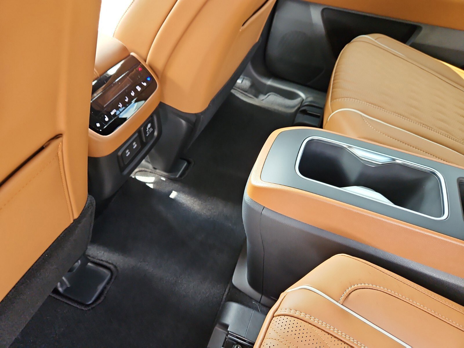 New 2026 INFINITI QX60 Autograph w/ Autograph Tech Package image 15