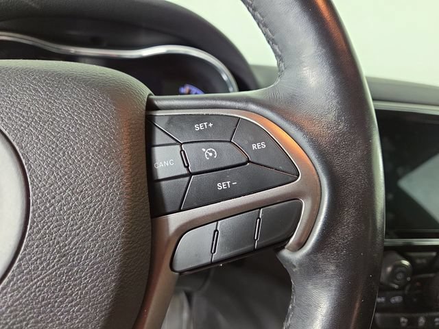 Used 2021 Jeep Grand Cherokee Laredo X AWD/4WD image 24