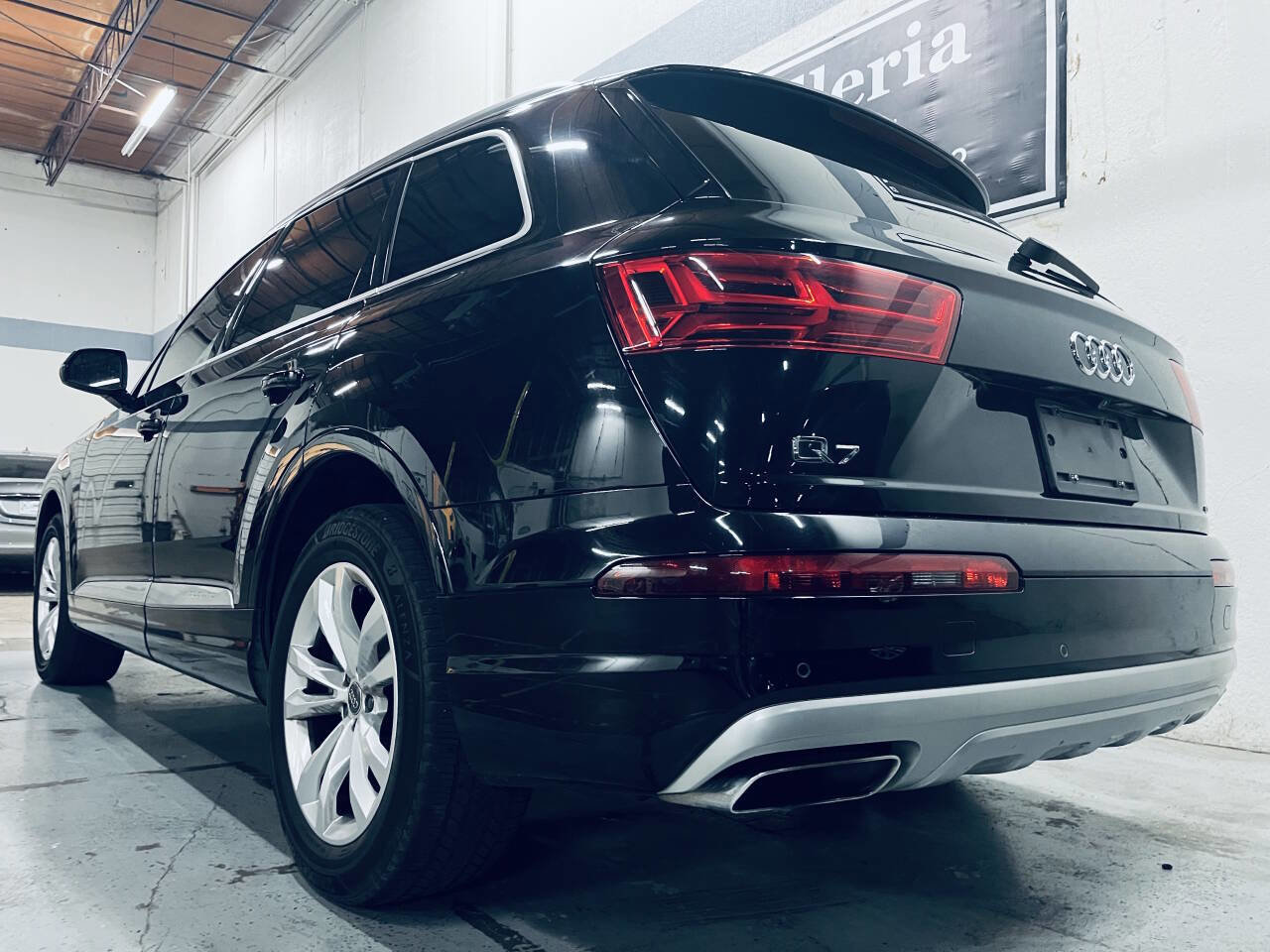 Used 2017 Audi Q7 2.0T Premium image 4