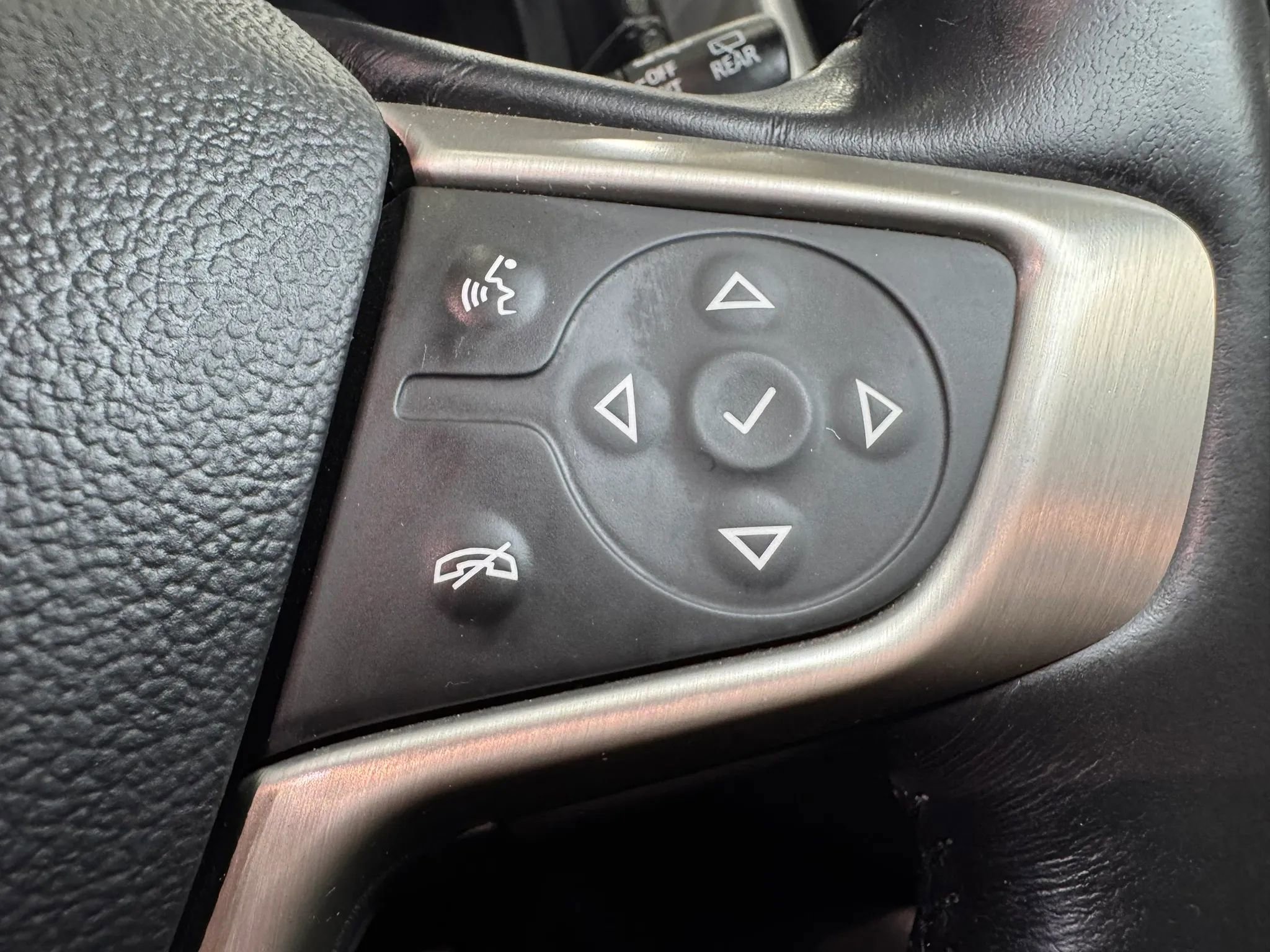 Used 2020 GMC Terrain Denali w/ GMC Pro Grade Package image 28