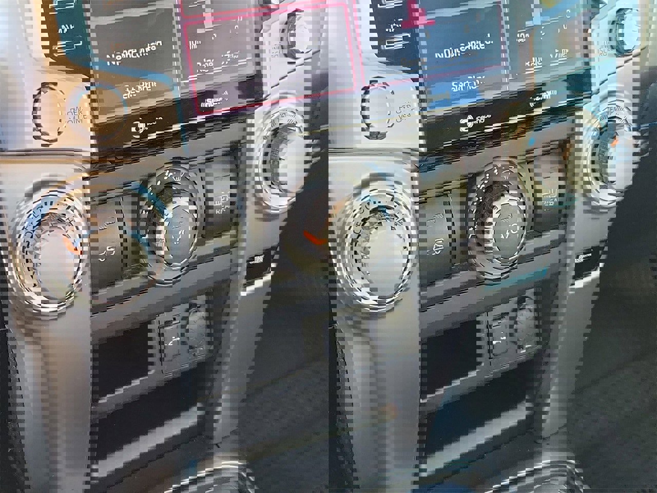 Used 2023 Toyota 4Runner SR5 image 25