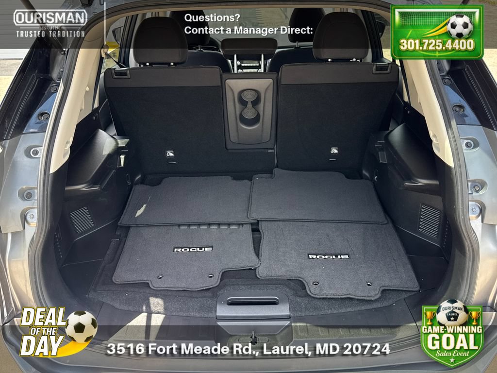 Used 2016 Nissan Rogue S w/ Appearance Package AWD/4WD image 19