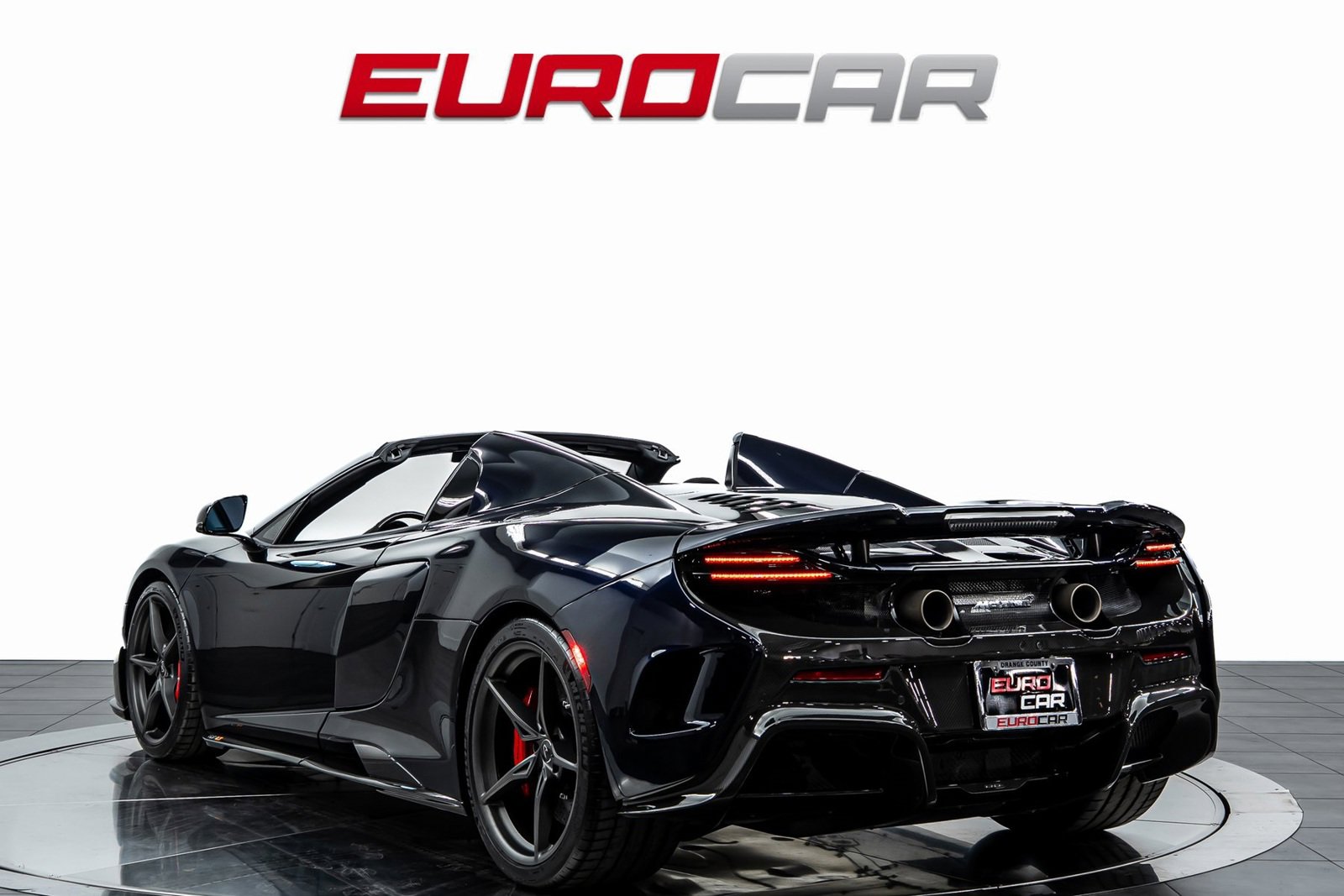 Used 2016 McLaren 675LT Spider image 4