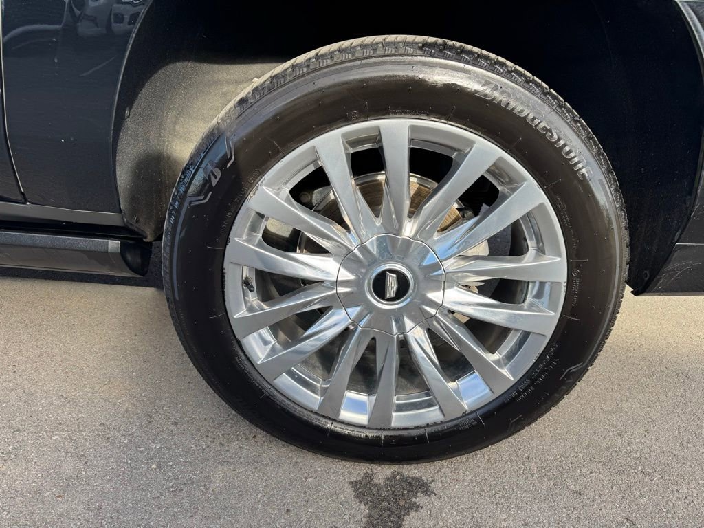 Used 2024 Cadillac Escalade ESV Premium Luxury w/ Performance Package image 30