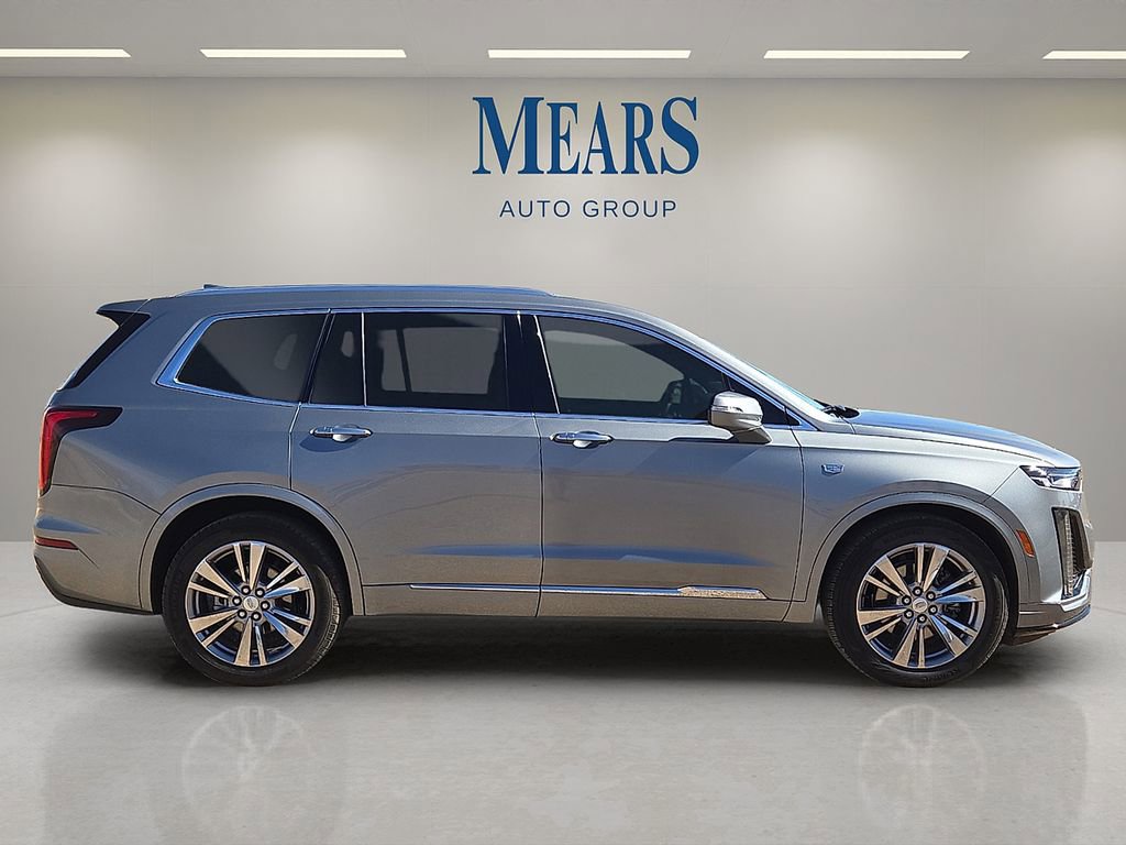 Used 2024 Cadillac XT6 Premium Luxury image 6
