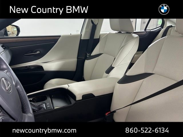 Used 2023 Lexus ES 300h w/ Premium Package FWD image 23