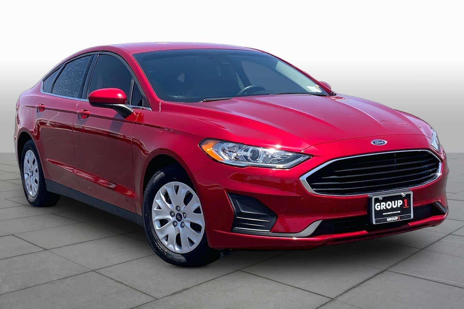 Used 2020 Ford Fusion S FWD image 3