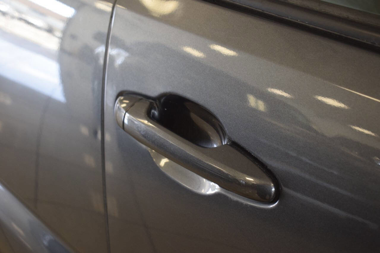 Used 2020 Toyota Tacoma SR5 image 12