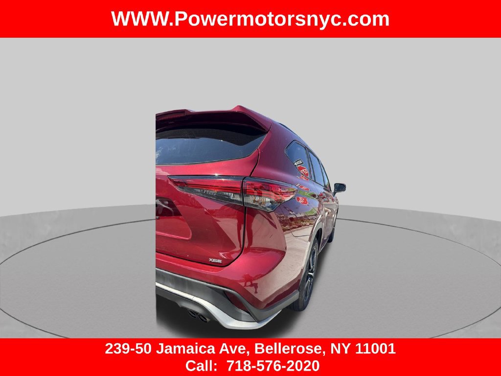 Used 2022 Toyota Highlander XSE FWD image 14