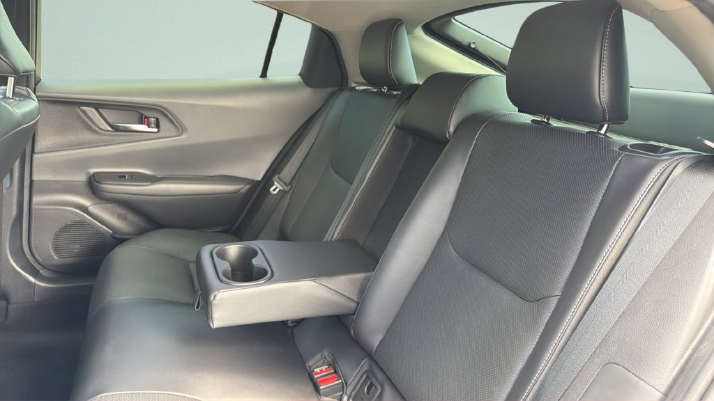 Used 2023 Toyota Prius XLE FWD image 30