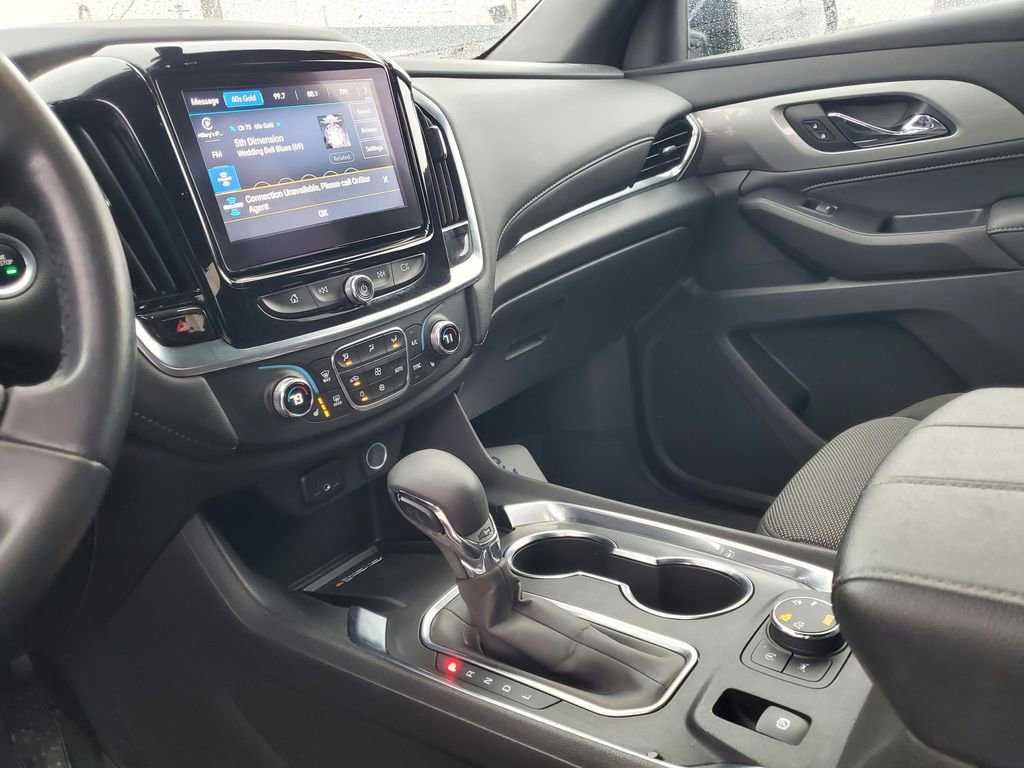 Used 2022 Chevrolet Traverse LT w/ LPO, Floor Liner Package image 17