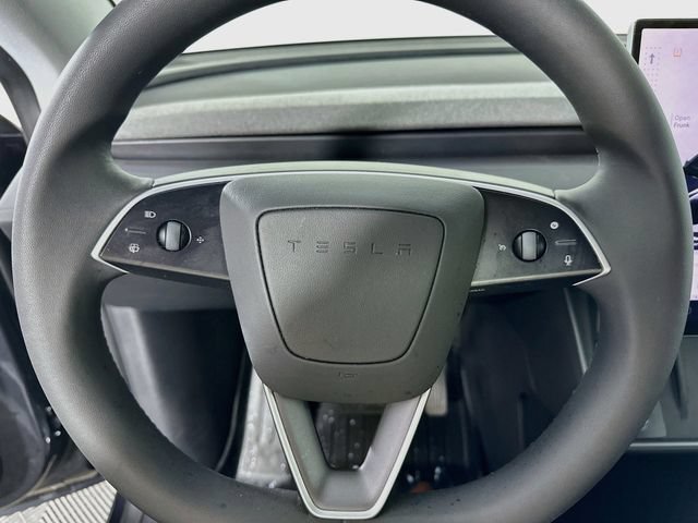 Used 2026 Tesla Model Y AWD image 19