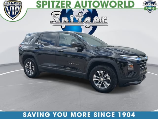 Used 2025 Chevrolet Equinox LT w/ Safety and Technology Package AWD/4WD image 2