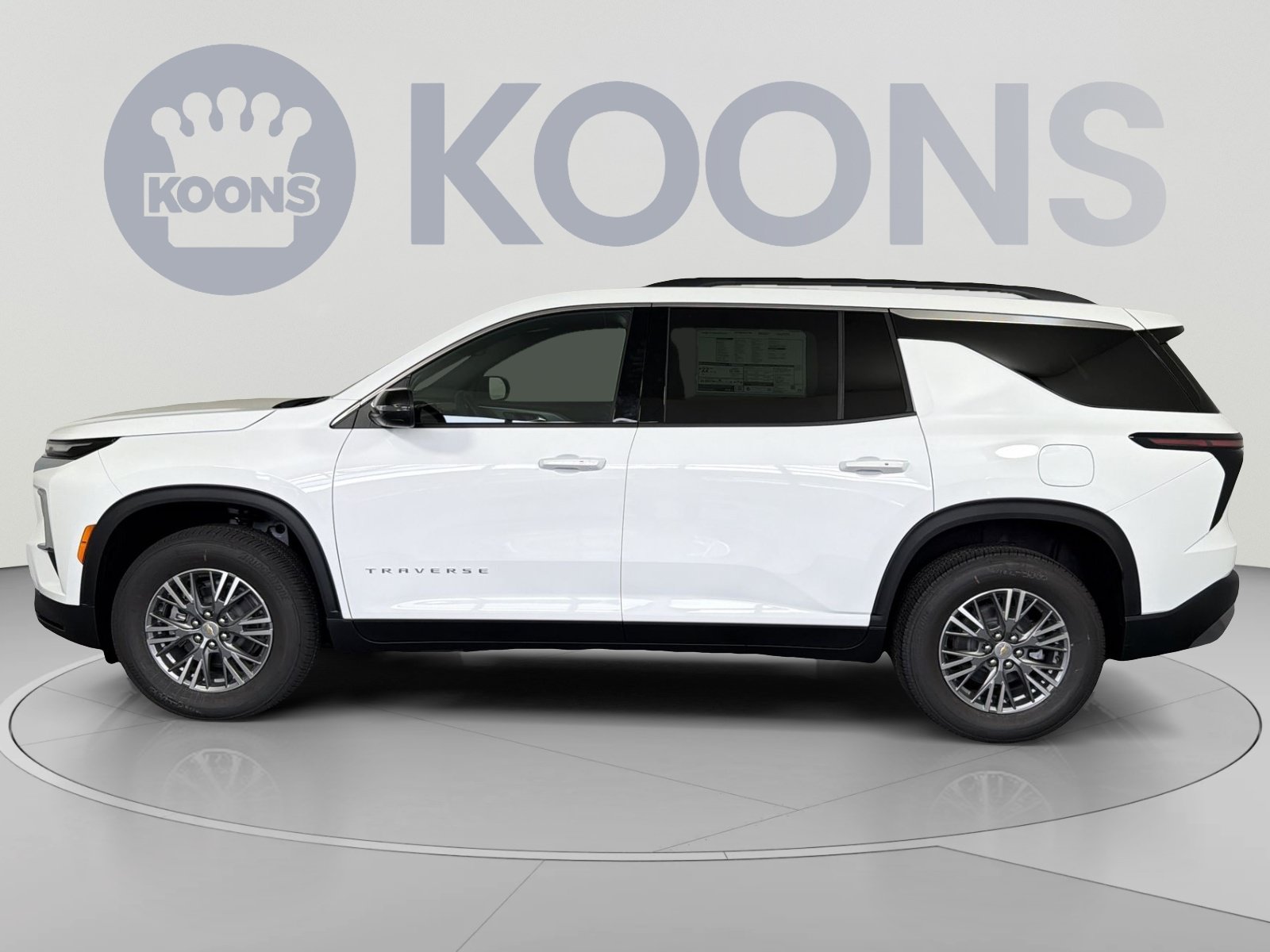 New 2026 Chevrolet Traverse LT FWD image 2