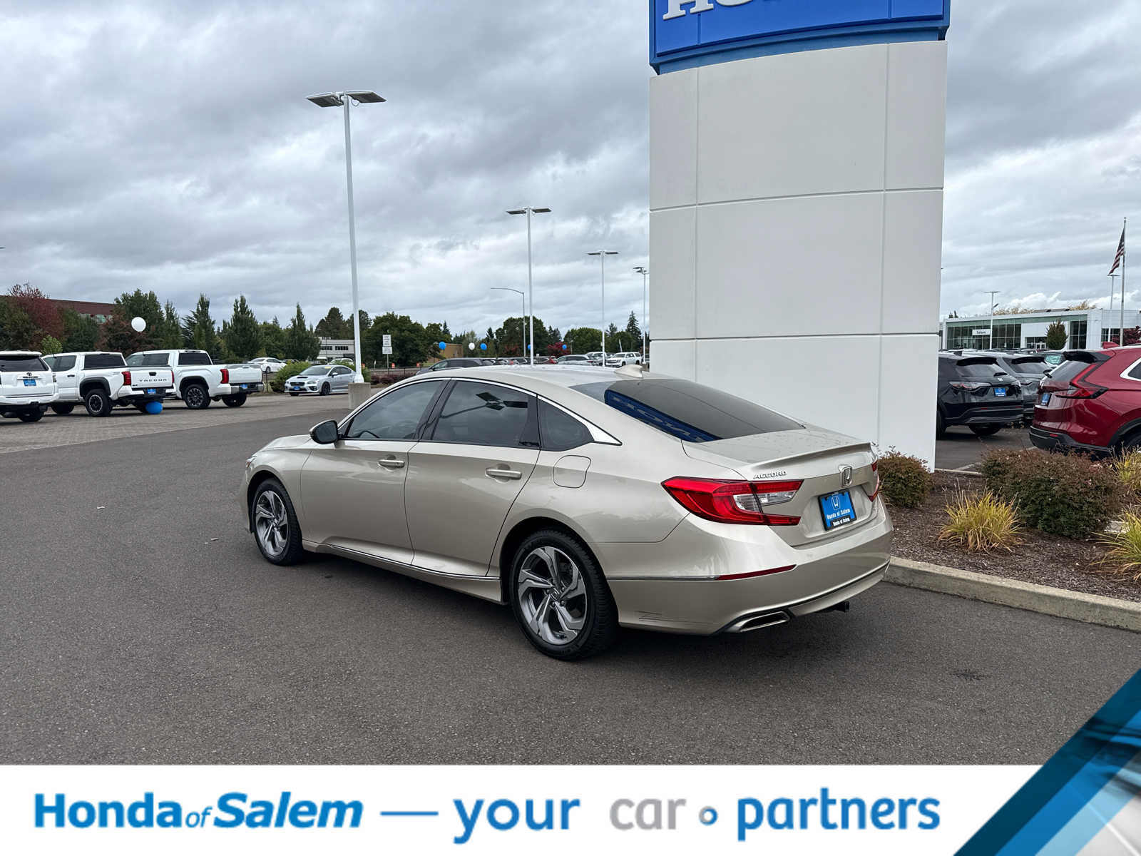 Used 2018 Honda Accord EX-L image 6