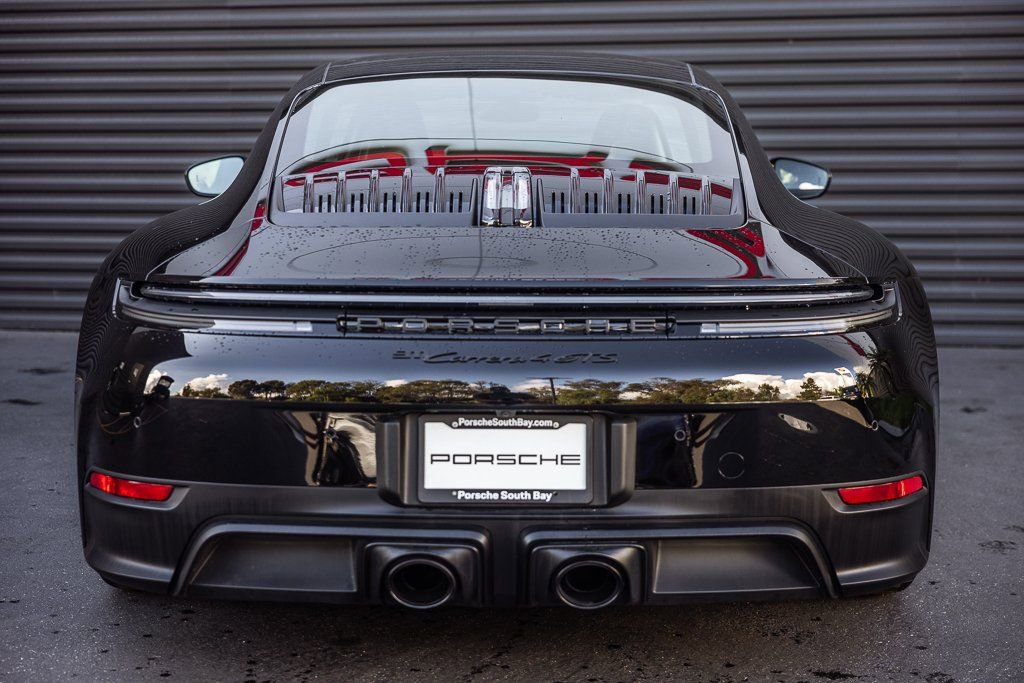 Certified 2026 Porsche 911 Carrera 4 GTS AWD/4WD image 8