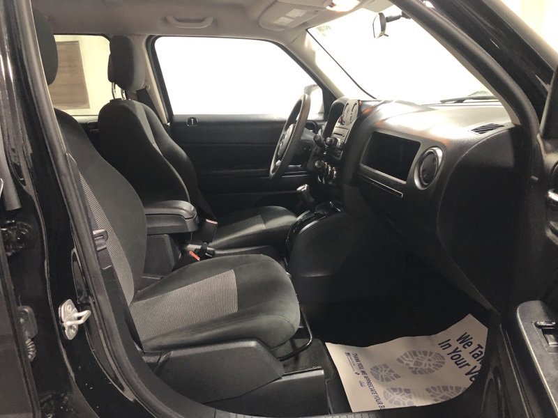 Used 2015 Jeep Patriot Sport w/ Power Value Group image 12