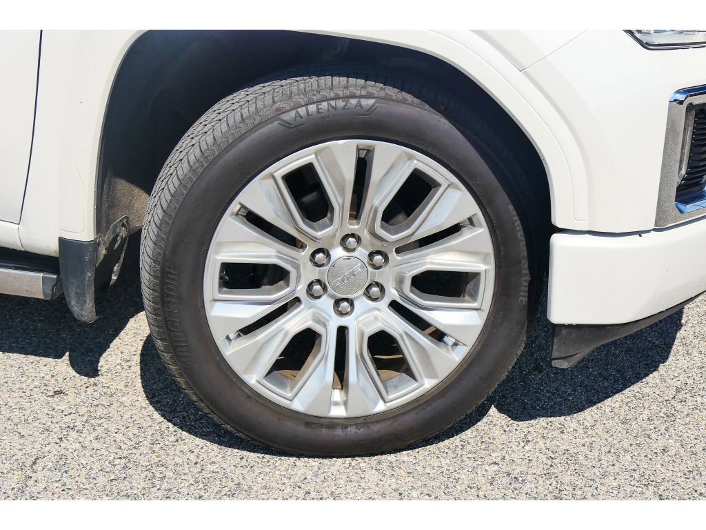 Used 2021 GMC Sierra 1500 Denali w/ Denali Ultimate Package AWD/4WD image 39