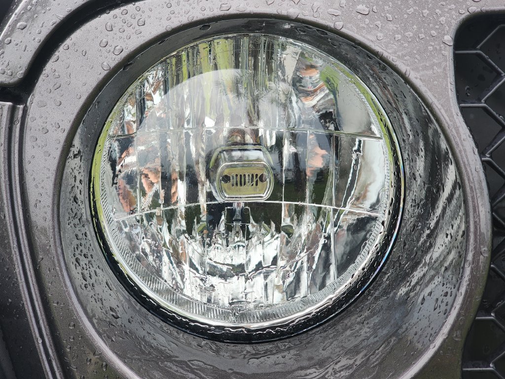 Used 2021 Jeep Gladiator Sport AWD/4WD image 10