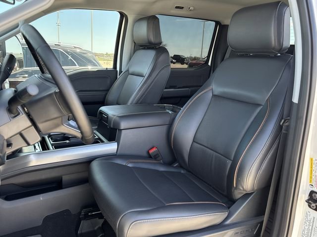 Used 2026 Ford F250 Lariat w/ Black Appearance Package image 22