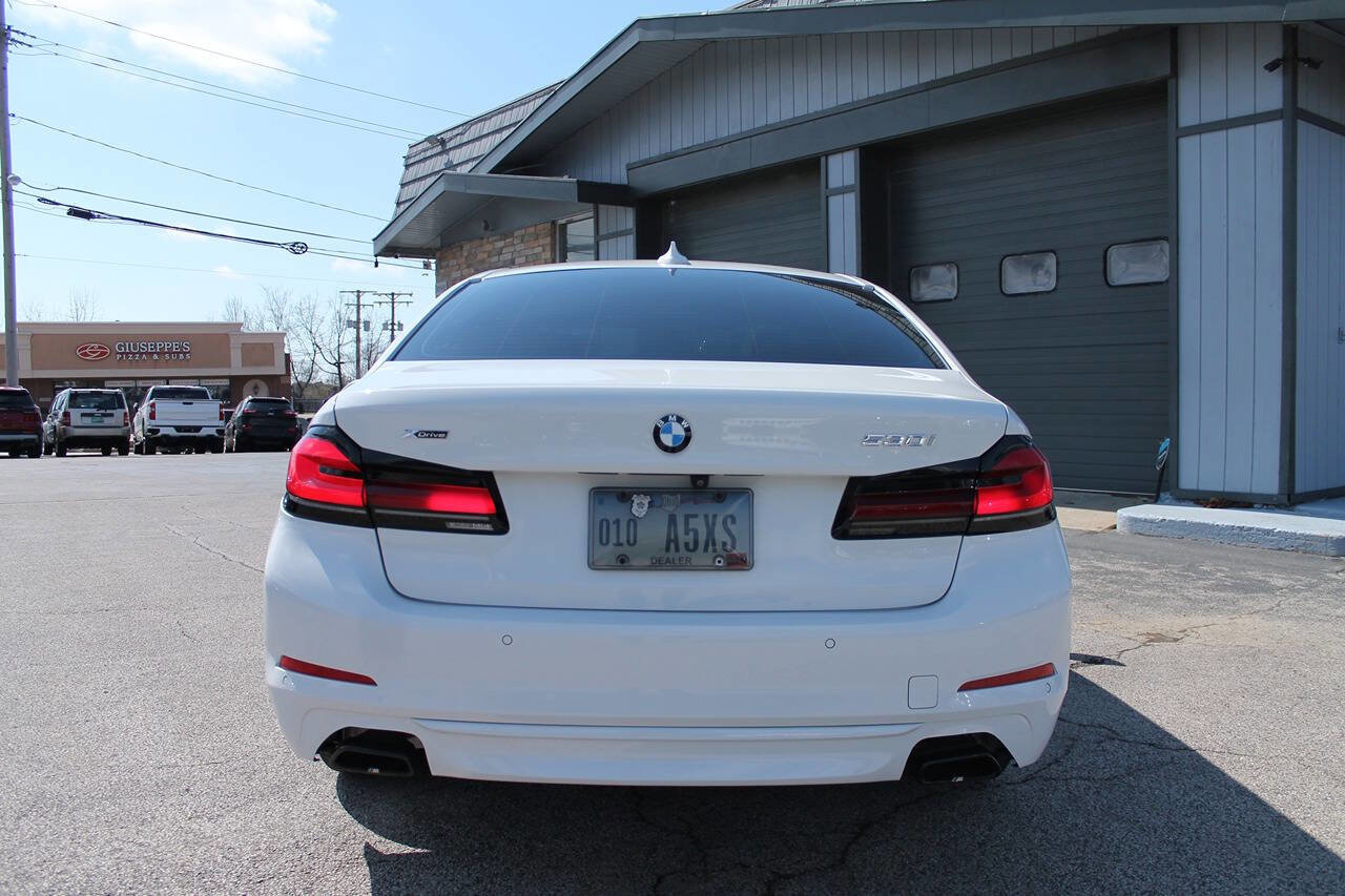 Used 2021 BMW 530i xDrive w/ Convenience Package AWD/4WD image 7