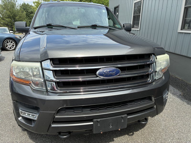 Used 2015 Ford Expedition XLT AWD/4WD image 2