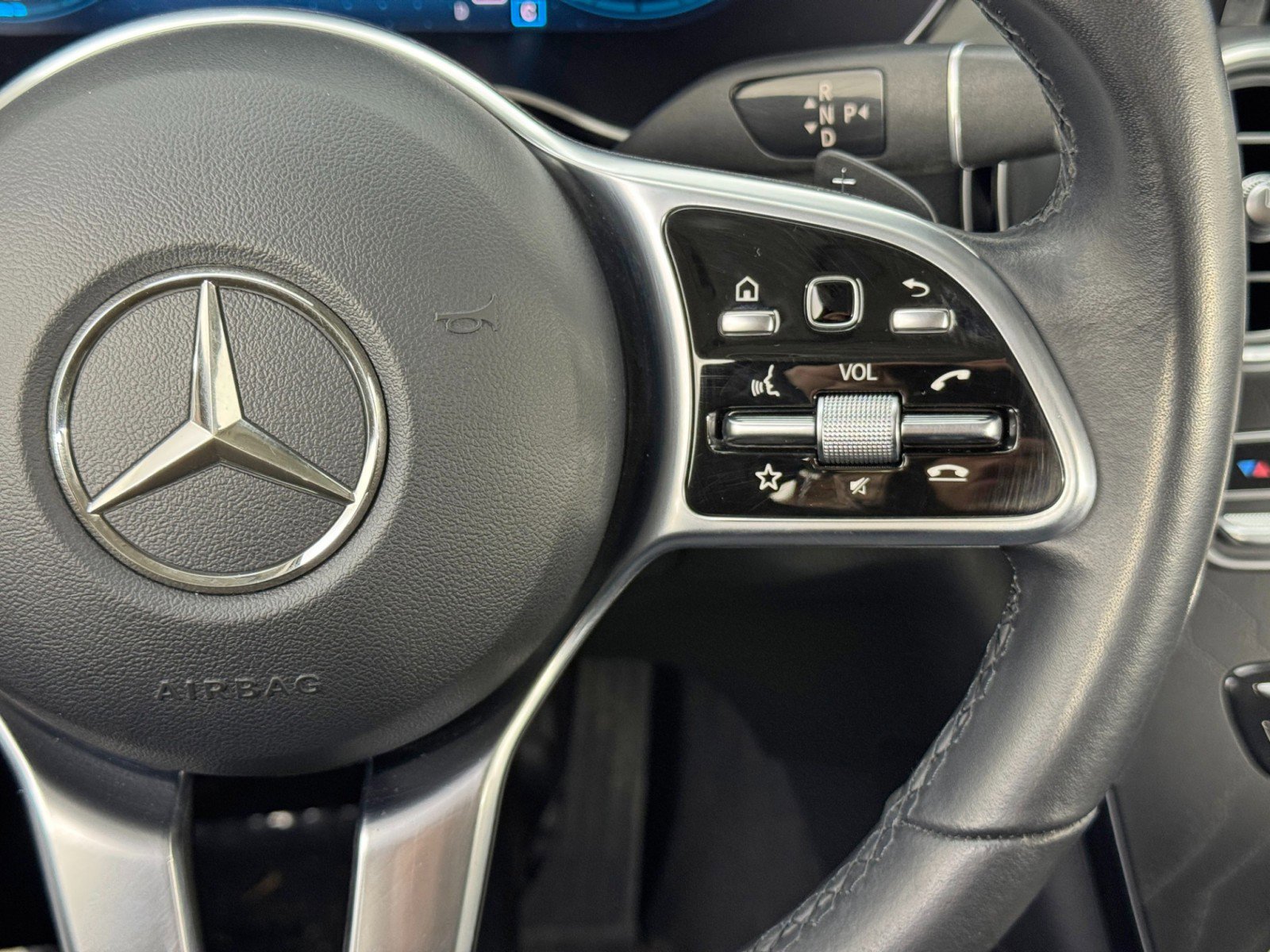 Used 2021 Mercedes-Benz GLC 300 image 21