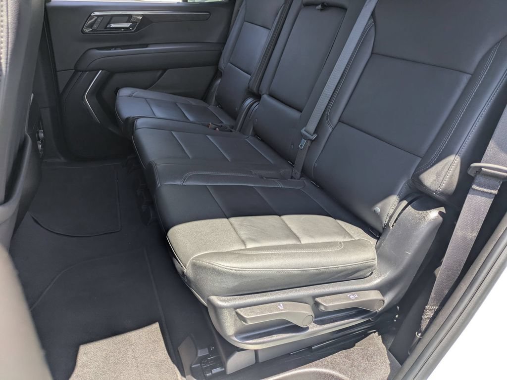 Used 2025 Chevrolet Tahoe LT AWD/4WD image 25