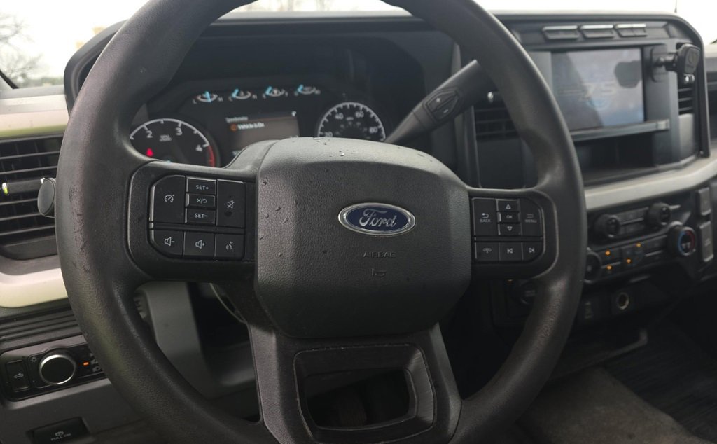 Used 2023 Ford F350 XL image 9