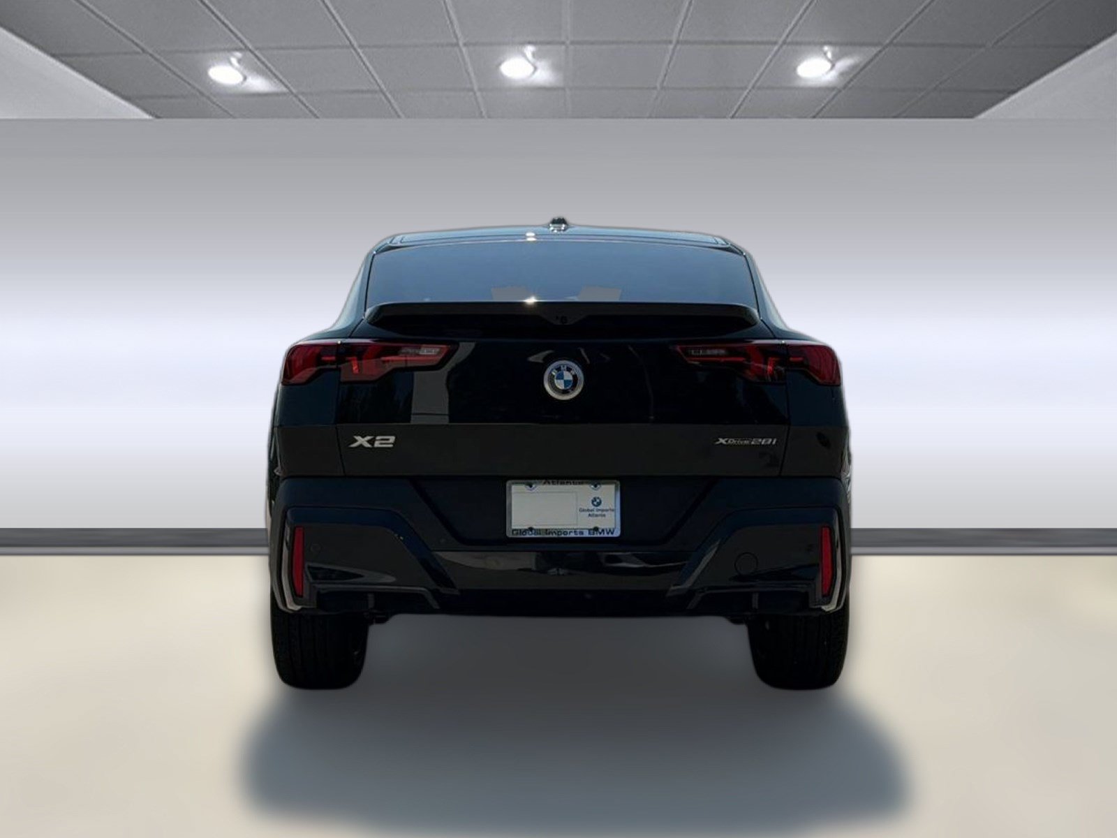 Used 2026 BMW X2 xDrive28i AWD/4WD image 9