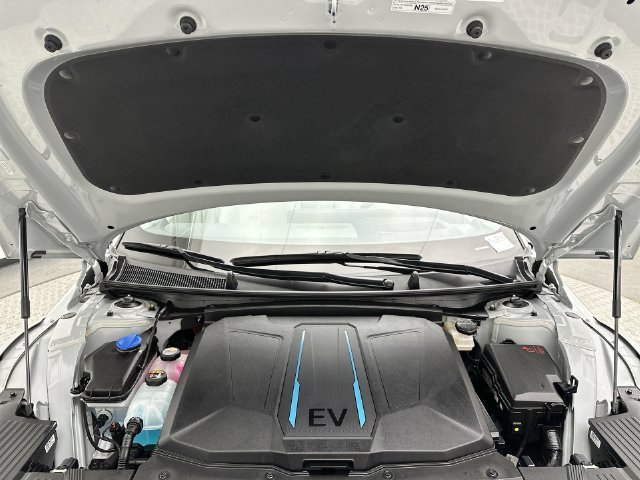 Certified 2024 Hyundai Ioniq 5 Limited AWD/4WD image 26